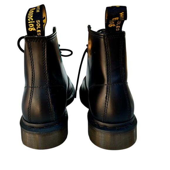 NWT Dr. Marten 1460 Smooth Leather Lace Up Boots Women Size 9 Men Sz 8 - Picture 6 of 9